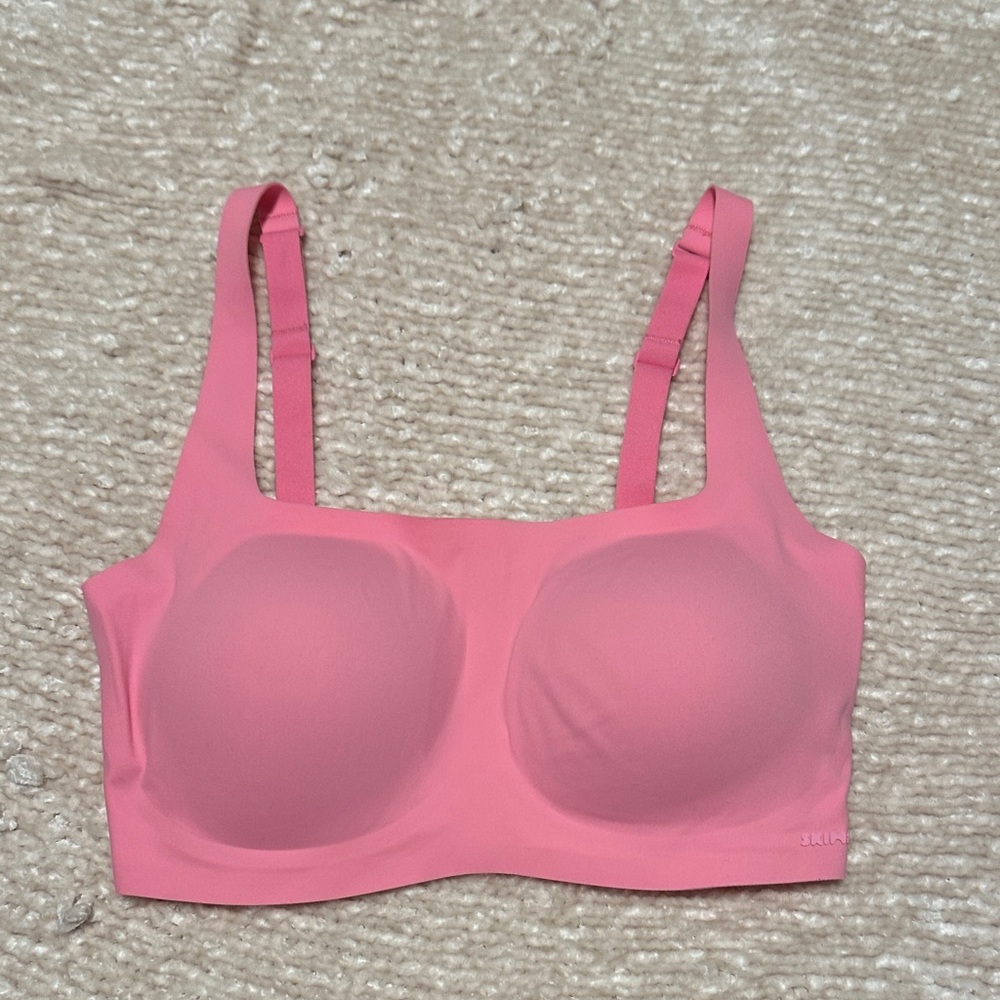 SKIMS Vibrant Pink Seamless Bra